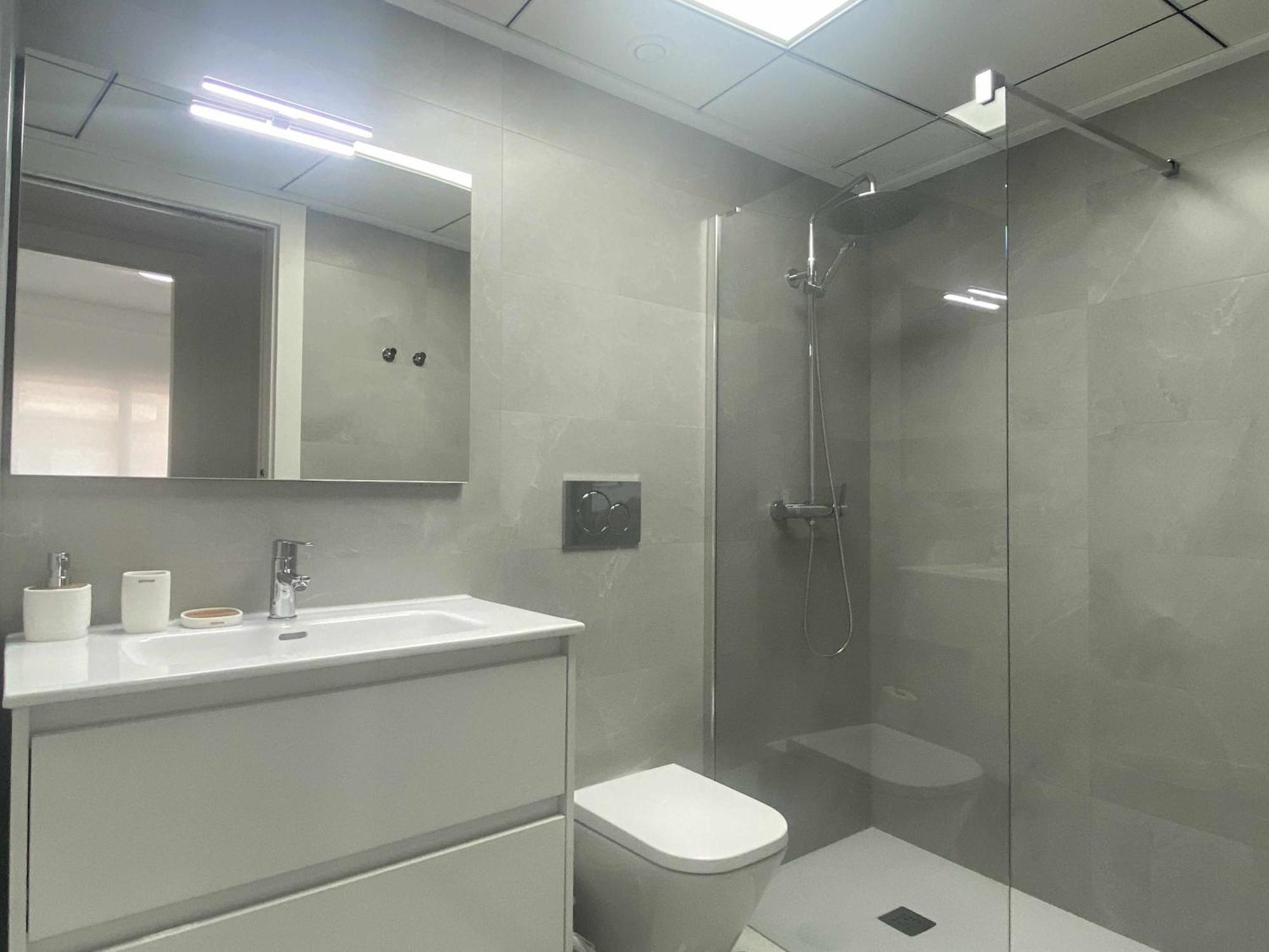 Moderno Apartamento A 200M De La Playa Torrevieja Buitenkant foto